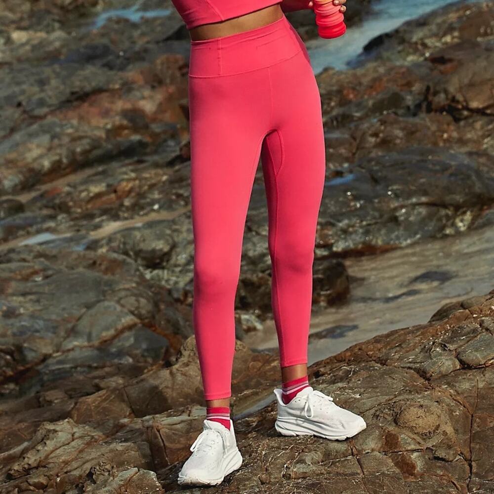 FP Movement Never Better Leggings XS NWOT High Rise 7/8 Retail $98